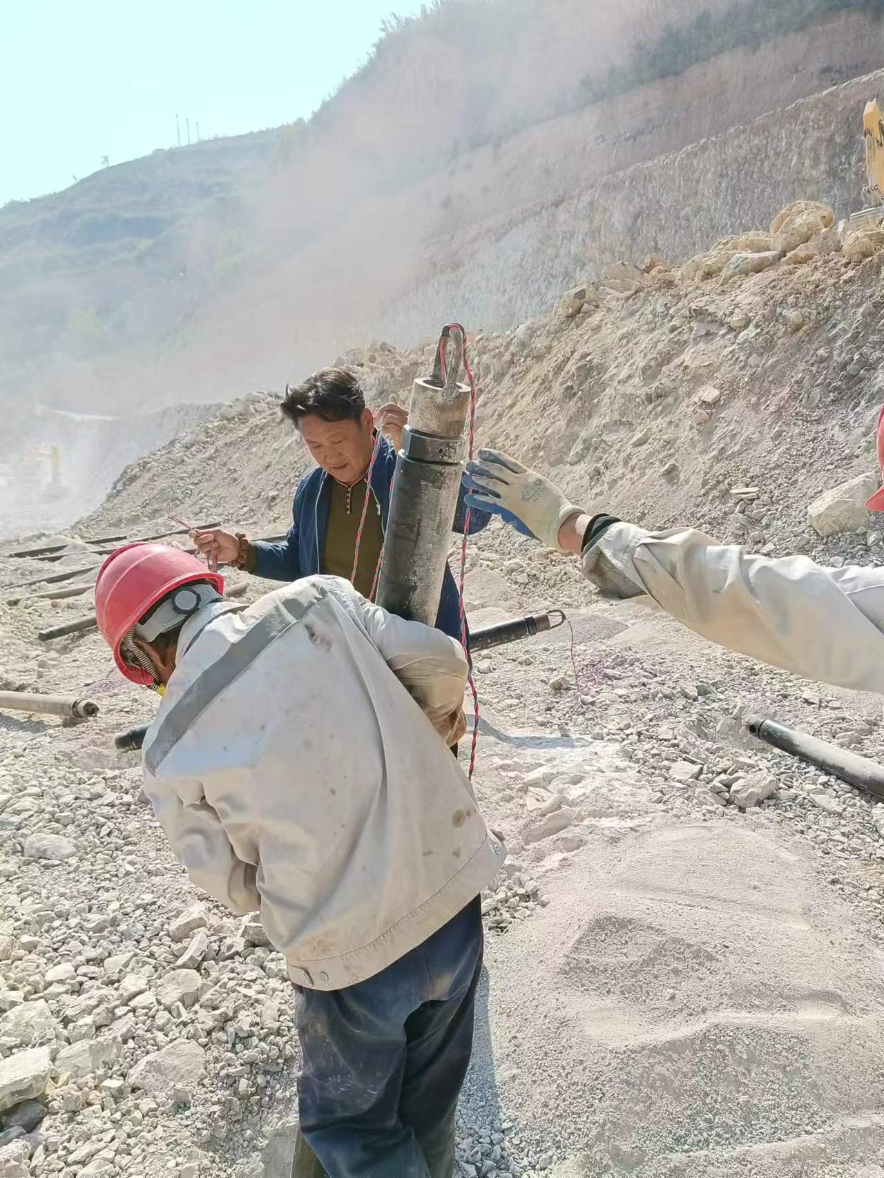 内蒙古兴安盟矿山气体爆破设备