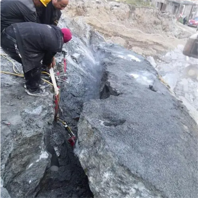 湖北孝感岩石液压劈裂棒设备厂家