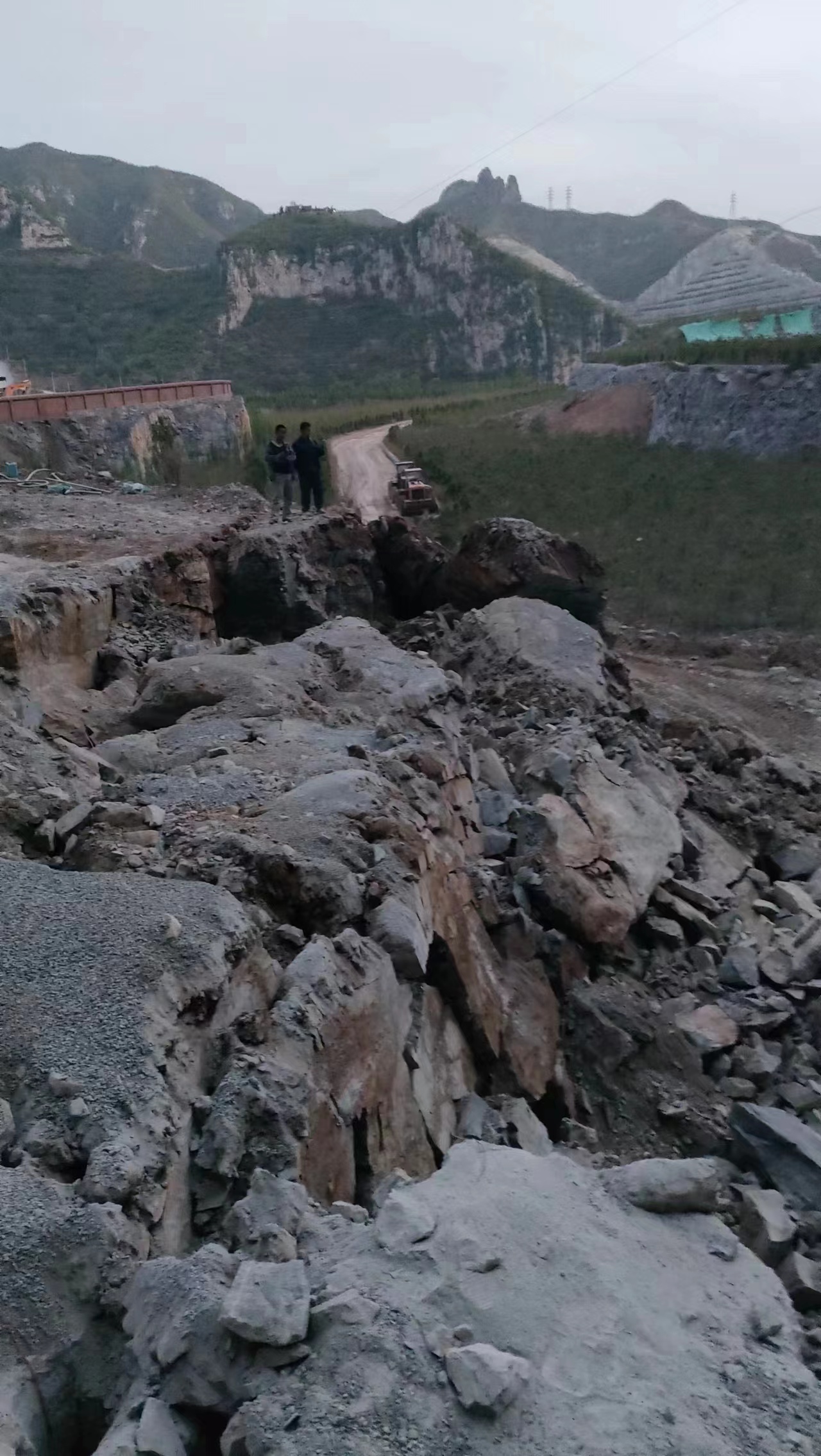 江西抚州气体膨胀爆破石料厂