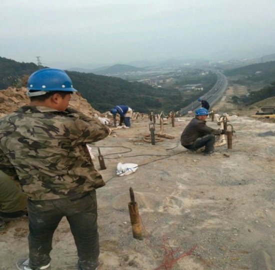 内蒙古呼伦贝尔气体膨胀爆破生产研发基地