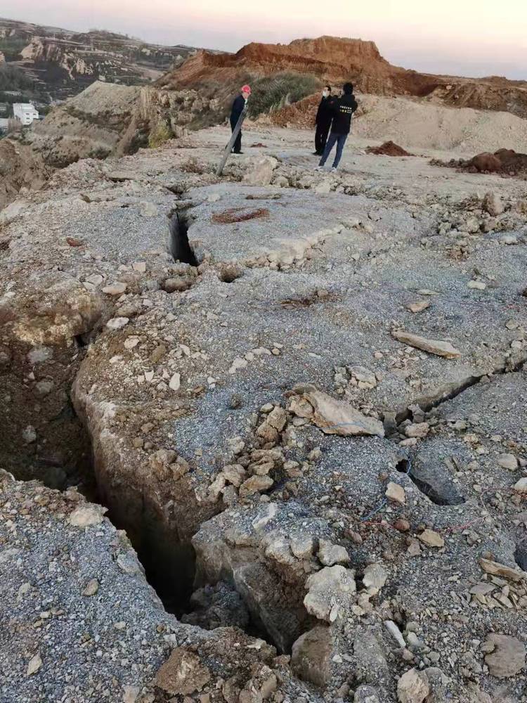 安徽滁州气体爆破隧道扩宽掘进型号