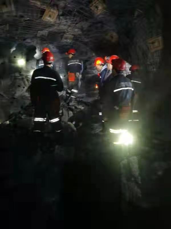 江苏徐州新型气体爆破矿山机械设备厂家