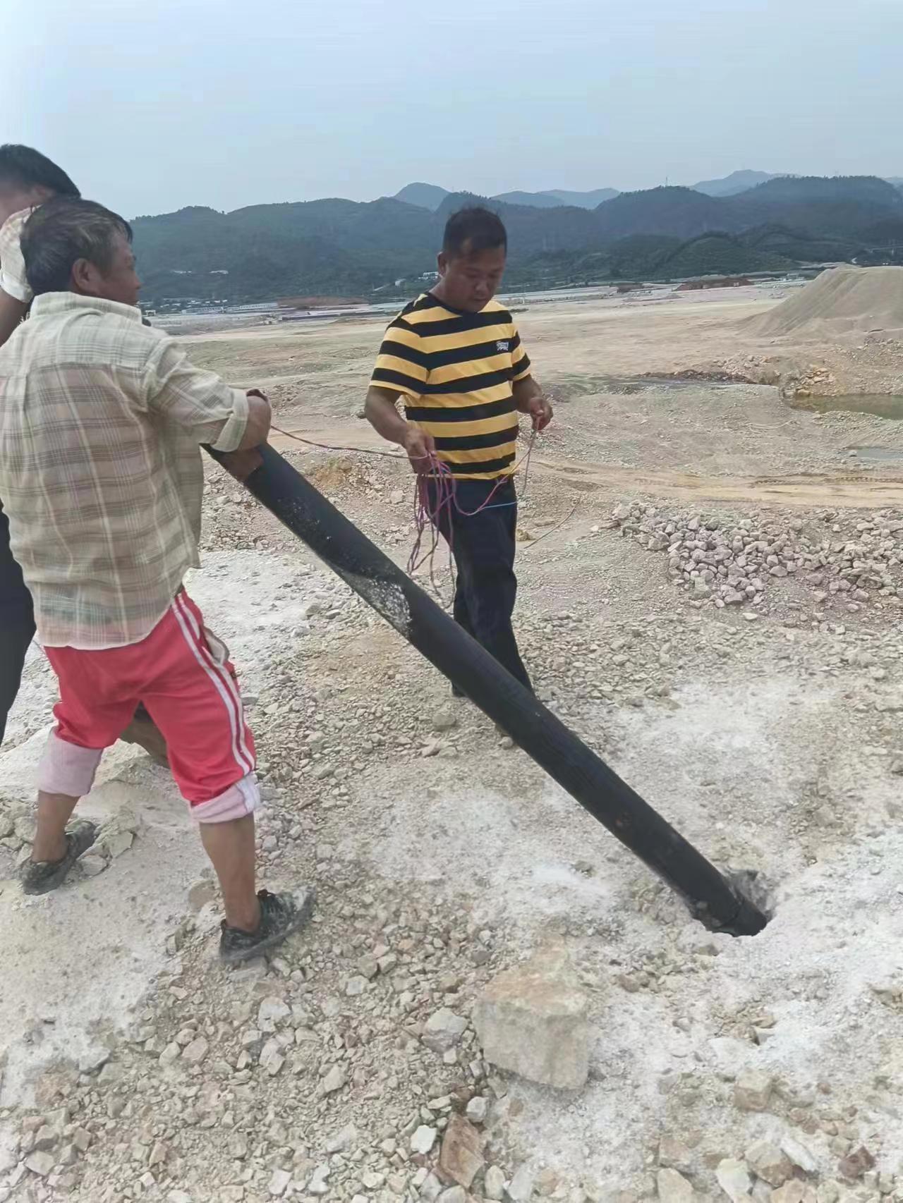 河南新乡中德鼎立气体爆破矿山机械设备厂家