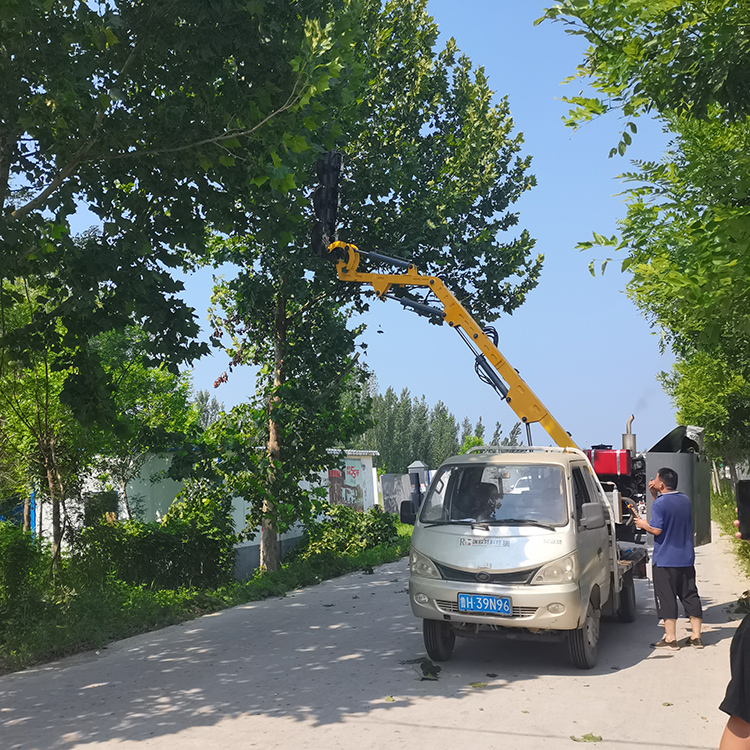 高大樹木修剪機石嘴山的高速公路綠籬修剪機