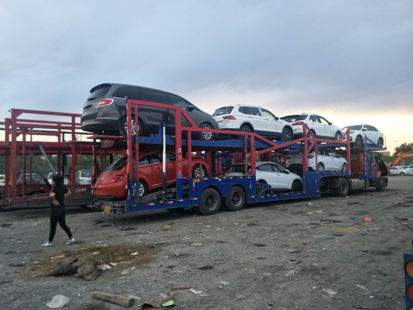 吐魯番吐魯番托運(yùn)私家車到黑龍江雞西托運(yùn)汽車注意事項(xiàng)