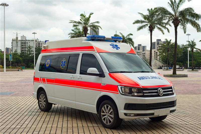 葫芦岛120急救车转院病人长途跨省运送紧急到达