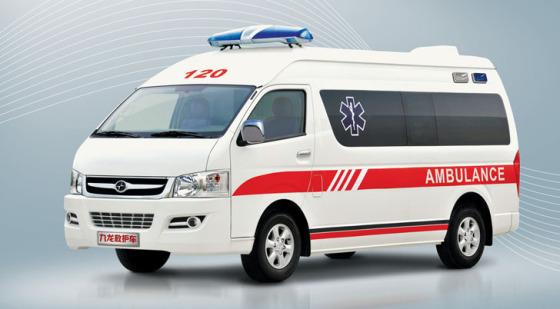 滁州救护车提供跨省转运病人服务，医护团队全程护送