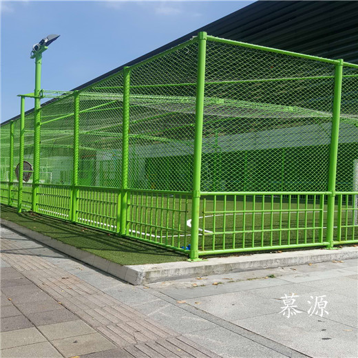 杭州网球场护栏-菱形孔铁丝网