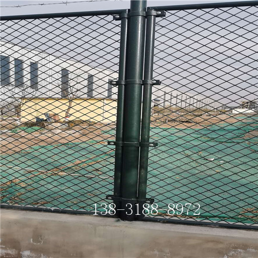 山东烟台保税区隔离网-金属钢丝围网