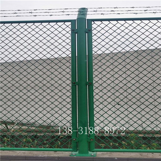内蒙古赤峰封闭围栏网-海关钢丝护栏