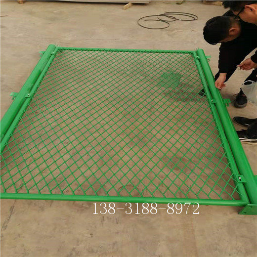 遼寧葫蘆島保稅區(qū)圍欄網(wǎng)-保稅區(qū)菱形護欄網(wǎng)