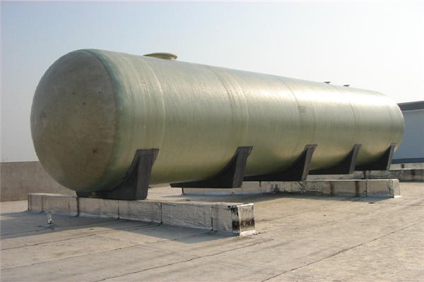 延安志丹玻璃钢污水罐耐高温欧意环保设备公司