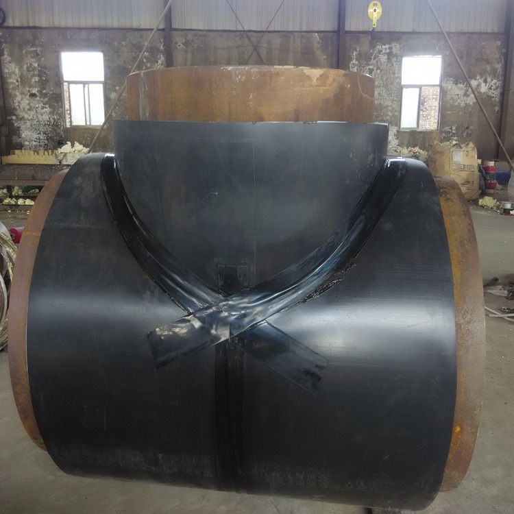 直埋式热水保温管 预制塑套钢保温管道 规格尺寸可定制