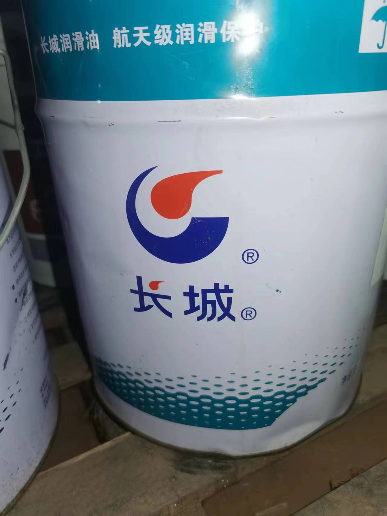 广东茂名化州上门回收过期松香树脂