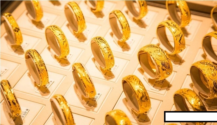 上海闵行芬迪包包黄金回收公司