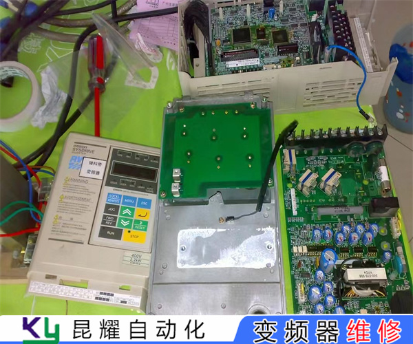 Mitsubishi变频器报E.OC2错误代码维修 镇江变频器检修