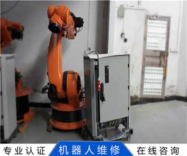 日本川崎机器人启动跳闸故障维修 机械手保养