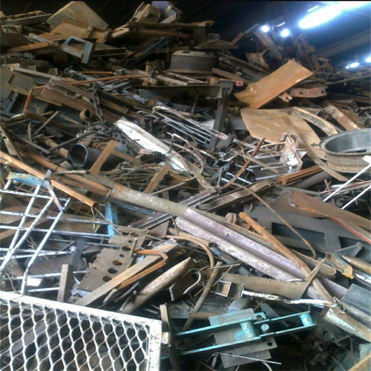 广州荔湾活动板房回收/广州荔湾回收铁屎市场行情