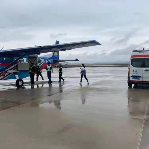 泸州120出院接送救护车-重症病人跨省转院-长途急救服务