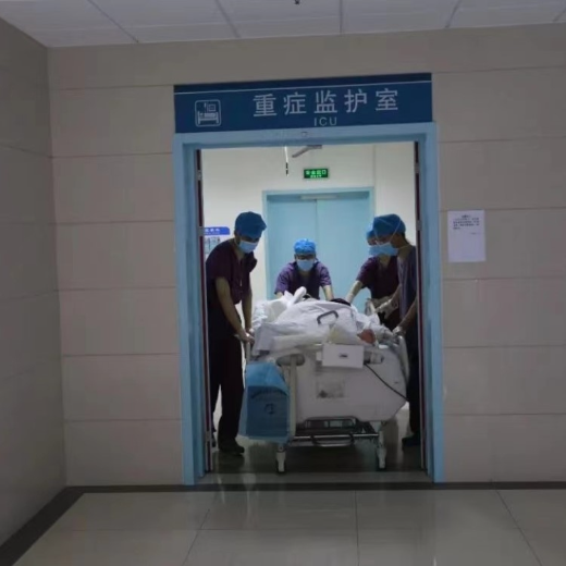郑州长途转院救护车出租120-长途救护车跨省护送-服务贴心