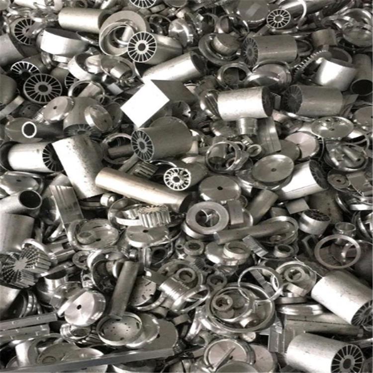 廉江铝卷回收附近大型企业广东常年大量收购铝型材同城上门装货