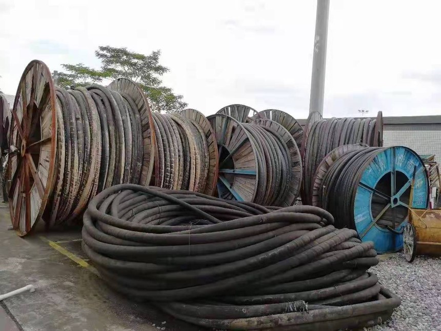 日喀则回收通讯电缆废旧铜套回收