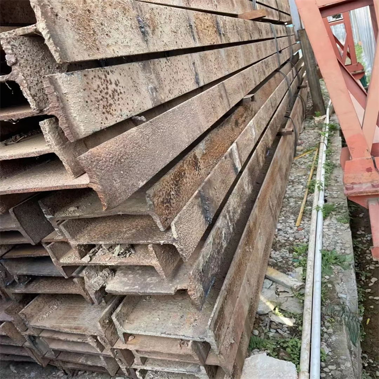 广州海珠角铁回收当天上门 角铁回收多少钱一吨