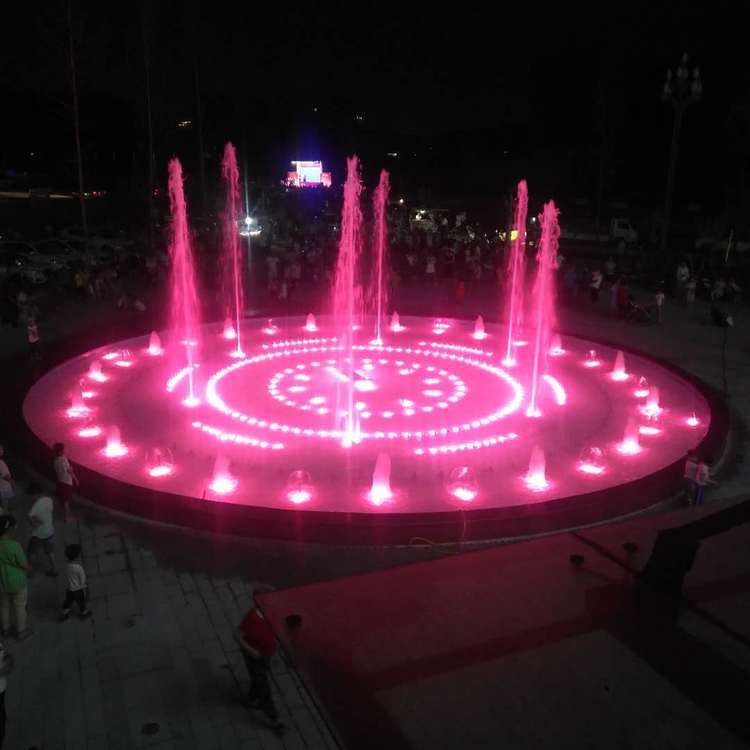 顺义本地夜景喷泉