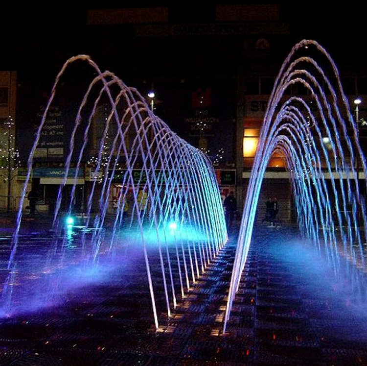 丹东本地喷泉水幕生产厂家