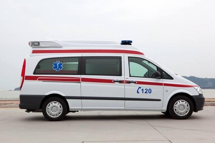 来宾跨省救护车转运护送-出院转院病人服务
