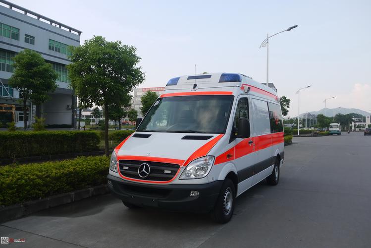 晋中跨省救护车转运护送-出院转院病人服务