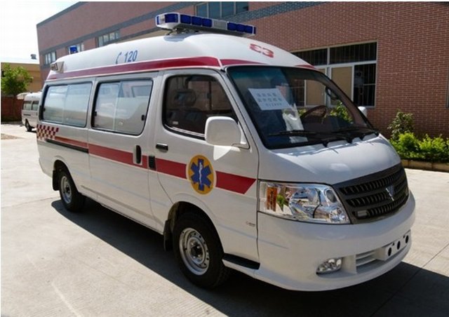 宁波120救护车怎么收费救护车转运病人