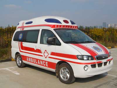 鸡西120转院救护车服务救护车长途运送病人