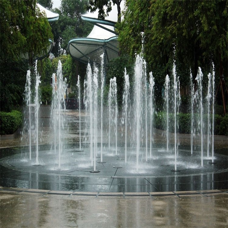 威海喷泉设计 威海大型喷泉设备设备公司 威海人工造雾