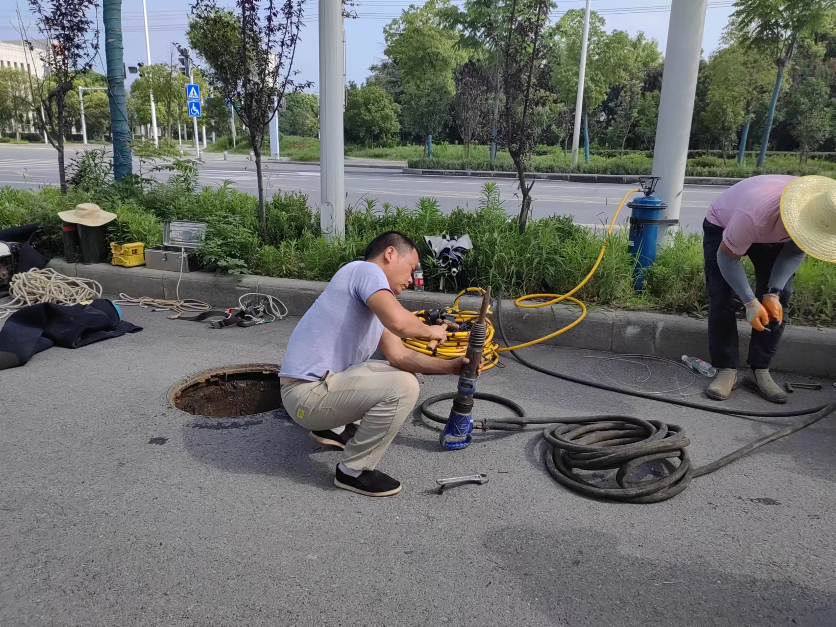 十堰水下打捞 水下安装价格