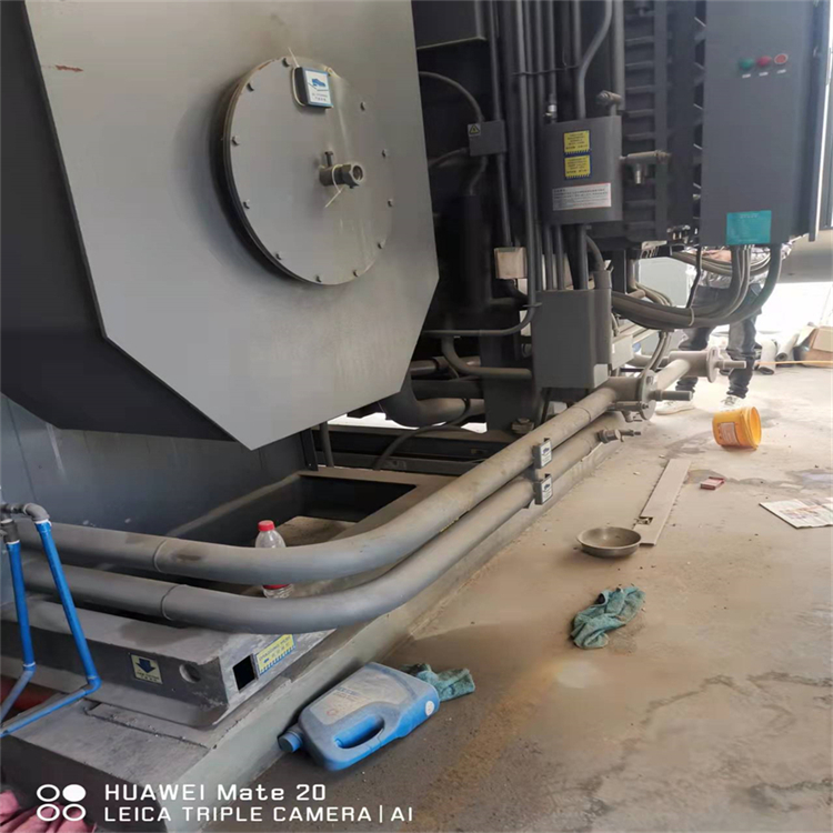 珠海市螺杆式空调回收,溴化锂直燃机回收拆除