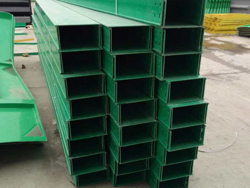 内江供应玻璃钢槽盒生产厂家