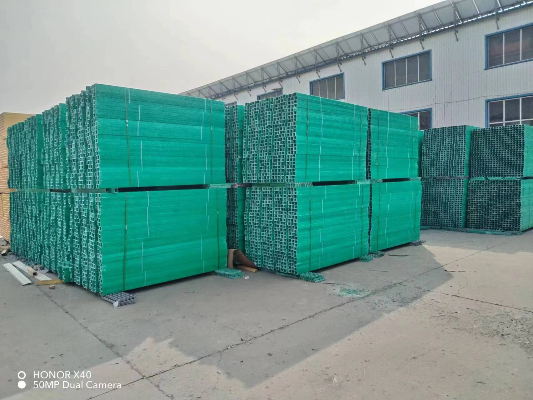 新疆郭楞生产玻璃钢方管加工工艺