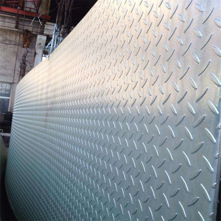 加工Q355D镀锌花纹板3.5mm热轧花纹板建筑桥梁用板材