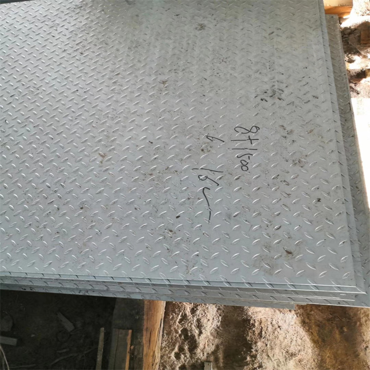 一名供应Q235B镀锌花纹板1.2mm热轧花纹板建筑桥梁用板材