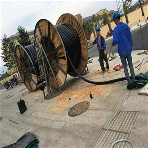 鄂州回收紫铜线球冠电缆回收